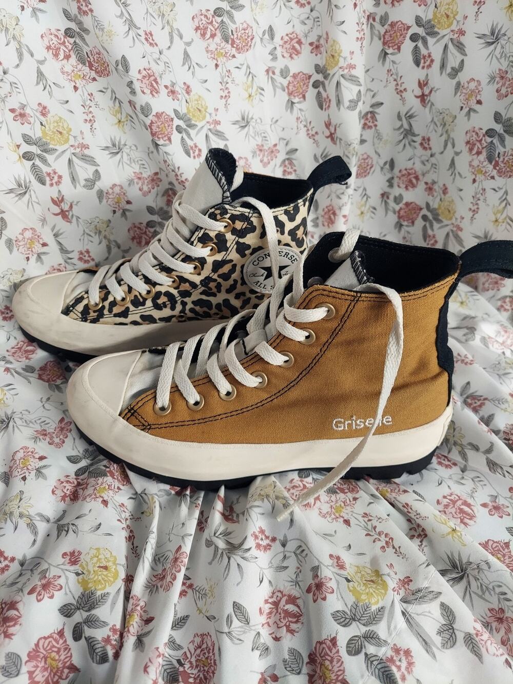 Converse High Top Sneakers Grisele Mismatched Leopard Print Womens Sz 7